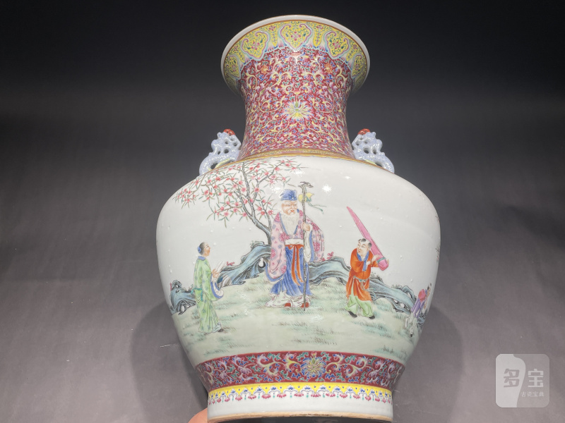 清光绪 洋彩宝相花桃村夜宴图双龙耳大尊 - 图4